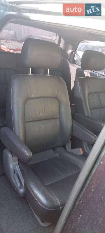 Минивэн Kia Carnival 2003 в Ровно фото 6 Минивэн Kia Carnival 2003 в Ровно