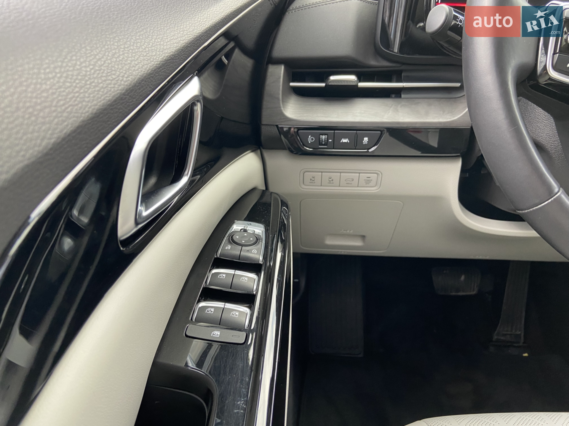 2023 Kia Carnival - мініатюра 17
