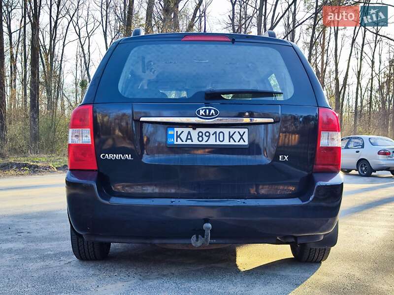 Мінівен Kia Carnival 2007 в Києві