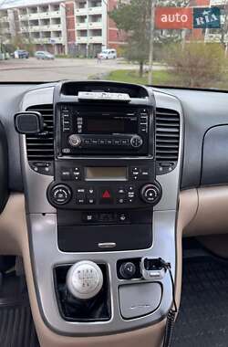 Минивэн Kia Carnival 2007 в 