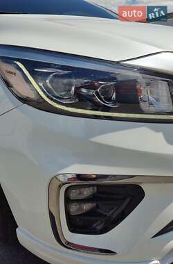 Минивэн Kia Carnival 2019 в 