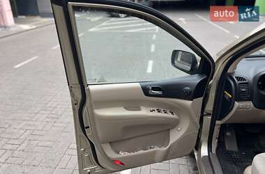 Мінівен Kia Carnival 2008 в 