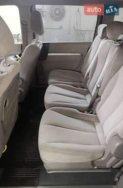 Мінівен Kia Carnival 2008 в 
