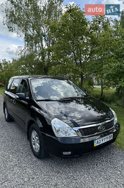 Kia Carnival 2012 Kia Carnival 2012