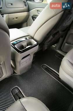 Минивэн Kia Carnival 2015 в 