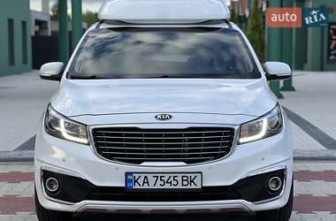 Мінівен Kia Carnival 2017 в 