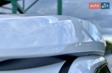 Мінівен Kia Carnival 2017 в 