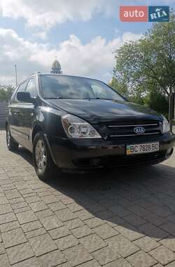 Минивэн Kia Carnival 2008 в Львове