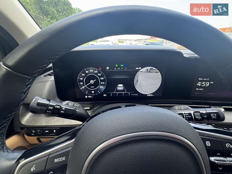 Минивэн Kia Carnival 2022 в Киеве