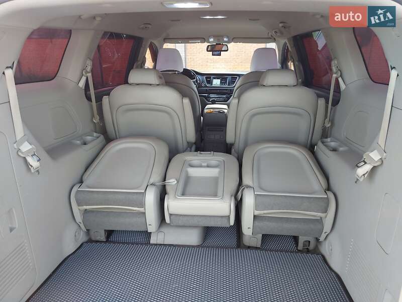 Минивэн Kia Carnival 2015 в Днепре фото 9 Минивэн Kia Carnival 2015 в Днепре