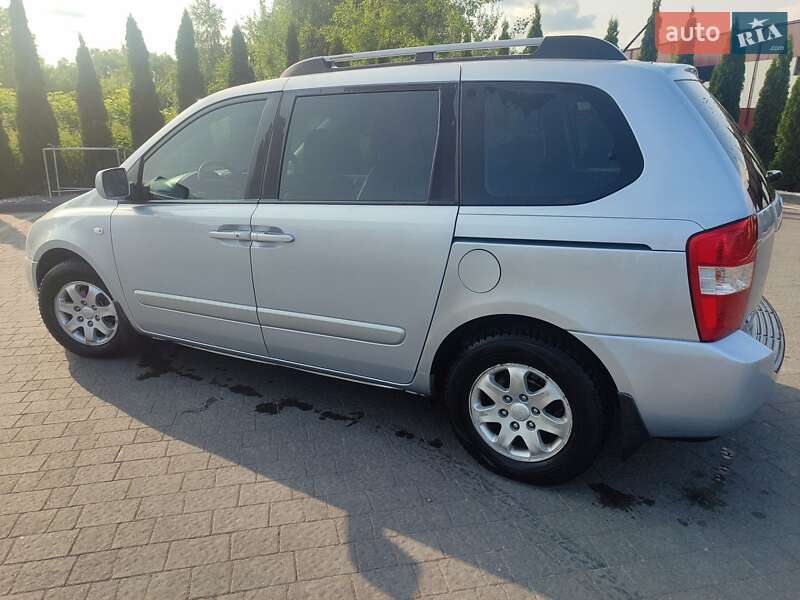 Мінівен Kia Carnival 2007 в Надвірній