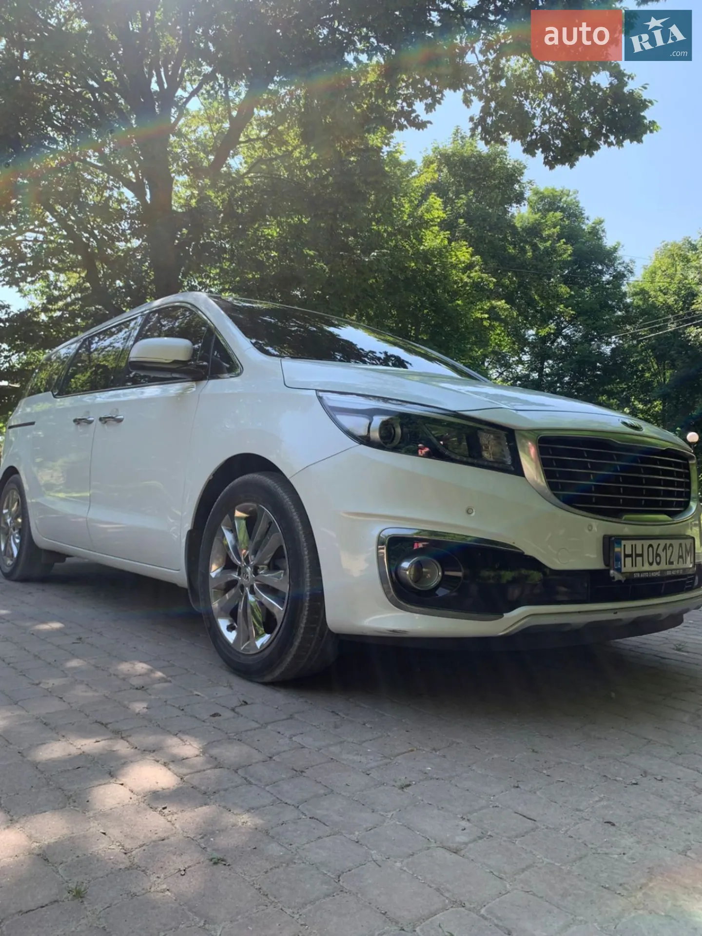 2017 Kia Carnival - мініатюра 2