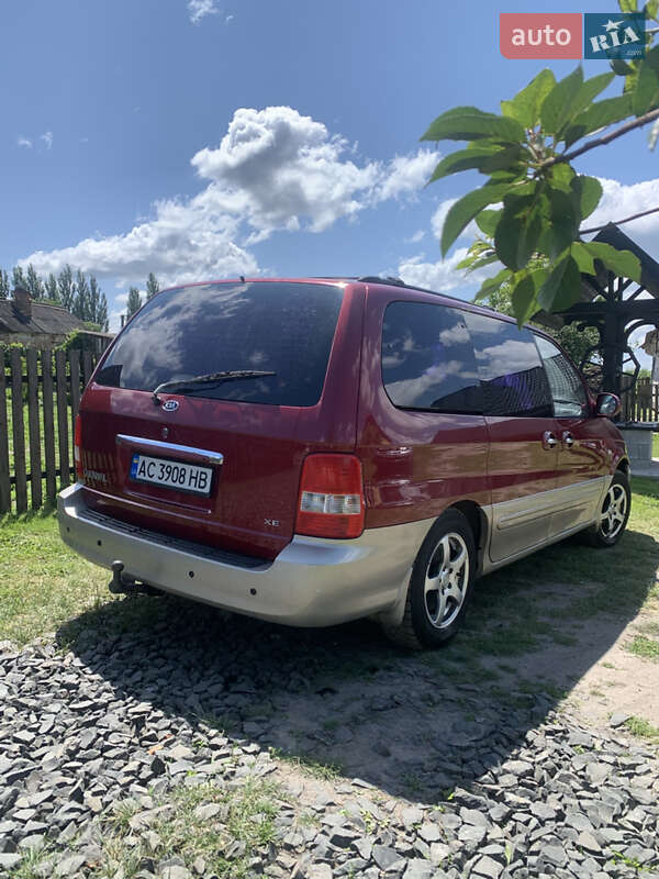 Мінівен Kia Carnival 2004 в Ковелі