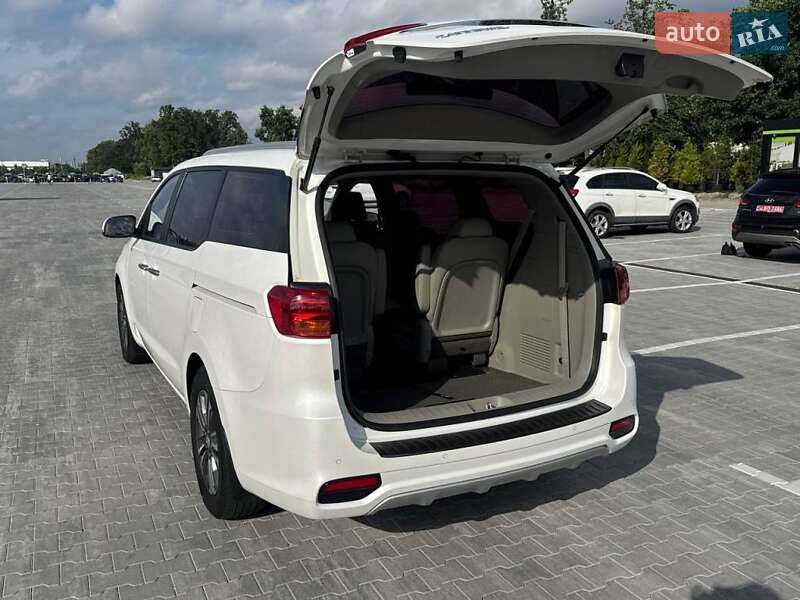 Минивэн Kia Carnival 2019 в Киеве фото 10 Минивэн Kia Carnival 2019 в Киеве