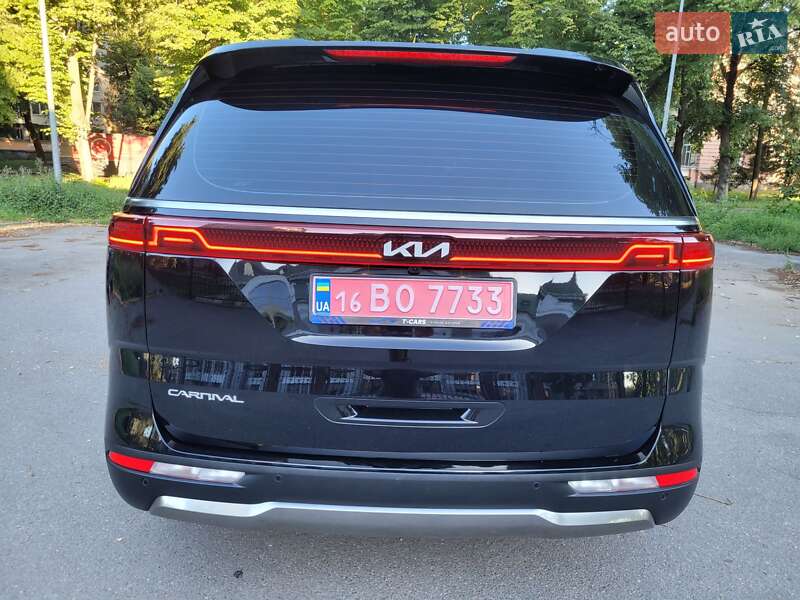Мінівен Kia Carnival 2023 в Полтаві