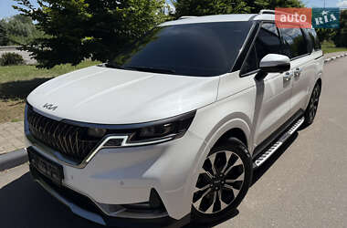 Минивэн Kia Carnival 2022 в Киеве