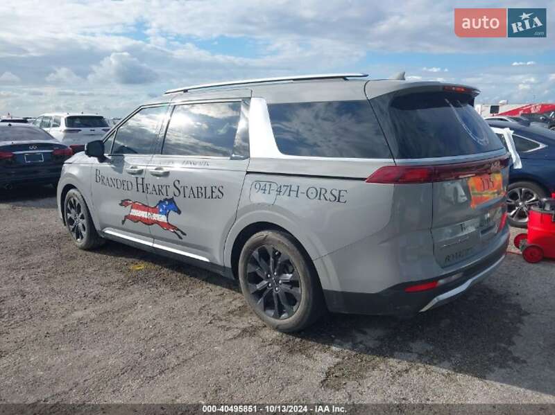 Мінівен Kia Carnival 2021 в Рівному