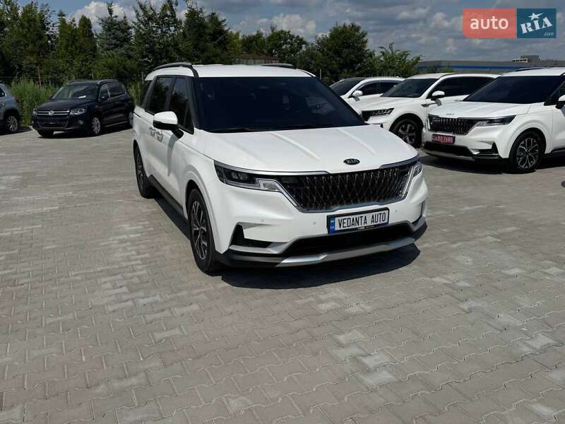 Мінівен Kia Carnival 2021 в Києві