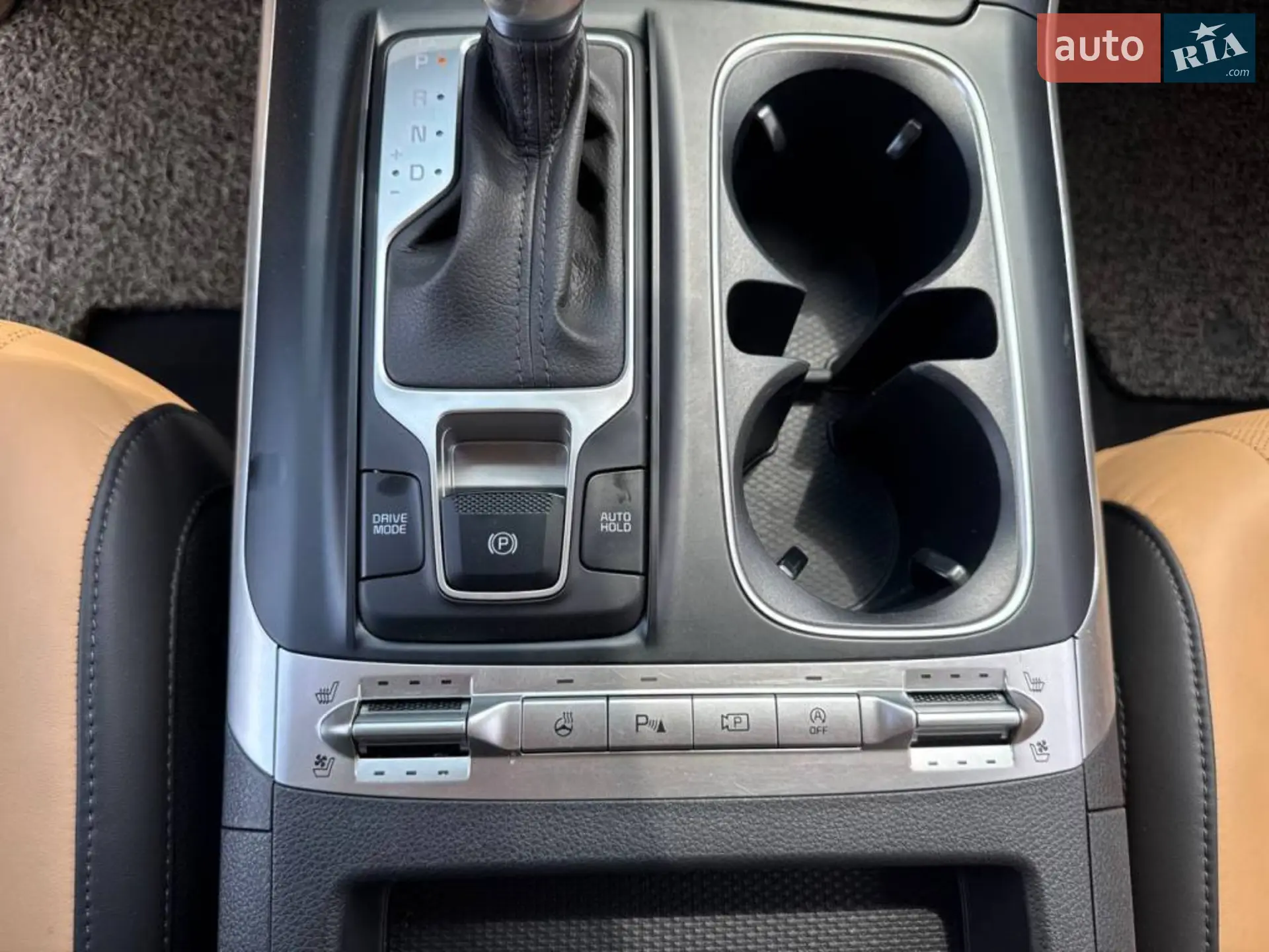 2021 Kia Carnival - мініатюра 17