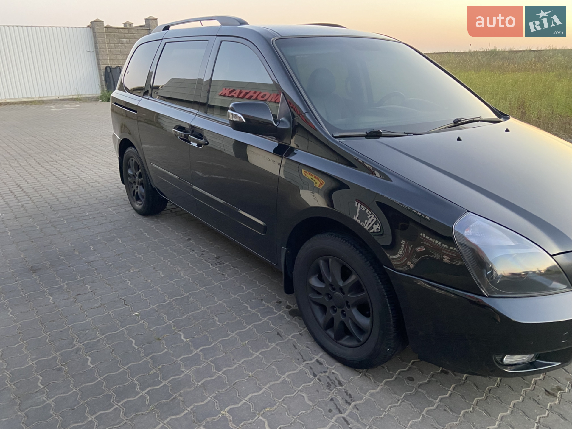 2011 Kia Carnival - мініатюра 5