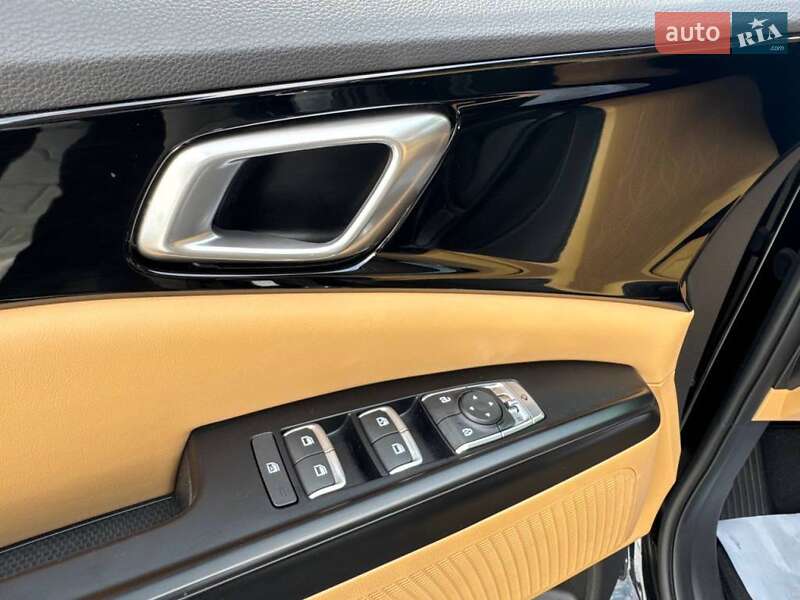 Мінівен Kia Carnival 2021 в Києві