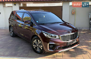 Минивэн Kia Carnival 2019 в Одессе