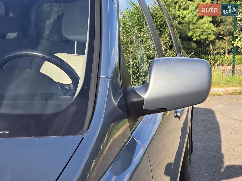 Минивэн Kia Carnival 2008 в Хмельницком