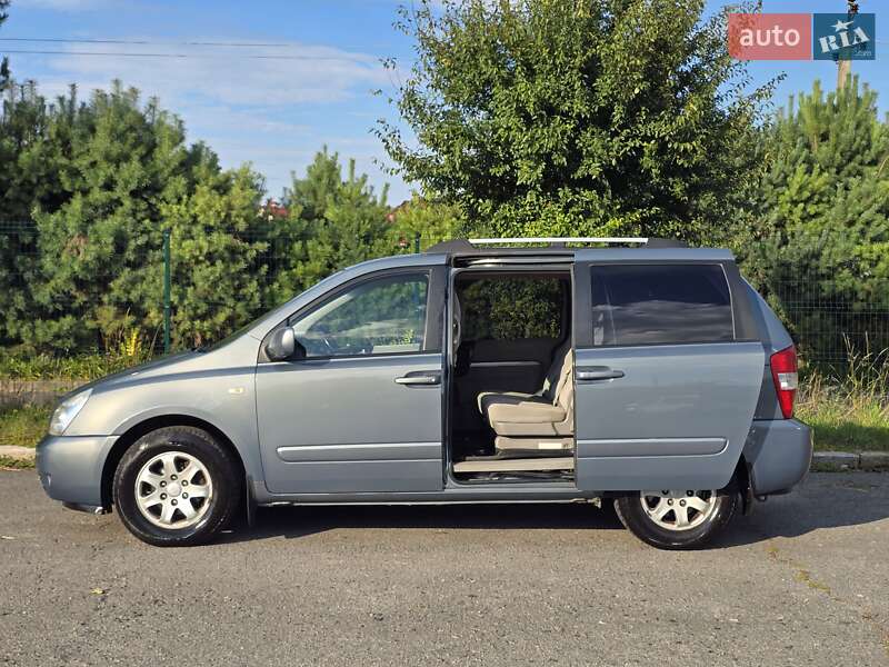 Минивэн Kia Carnival 2008 в Хмельницком