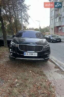 Минивэн Kia Carnival 2014 в Киеве