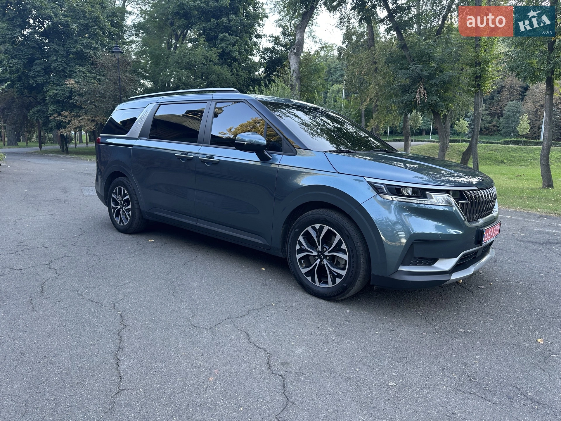 2020 Kia Carnival - мініатюра 9
