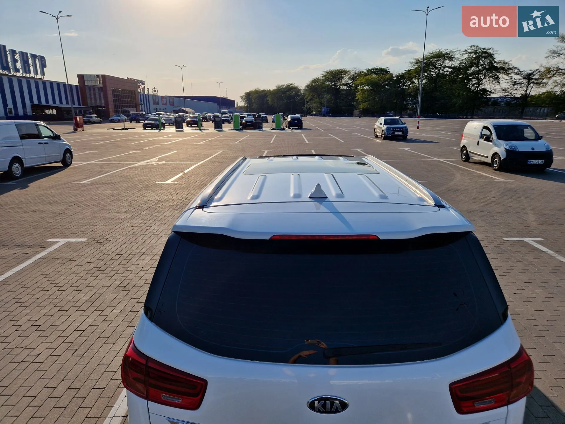 2018 Kia Carnival - мініатюра 11