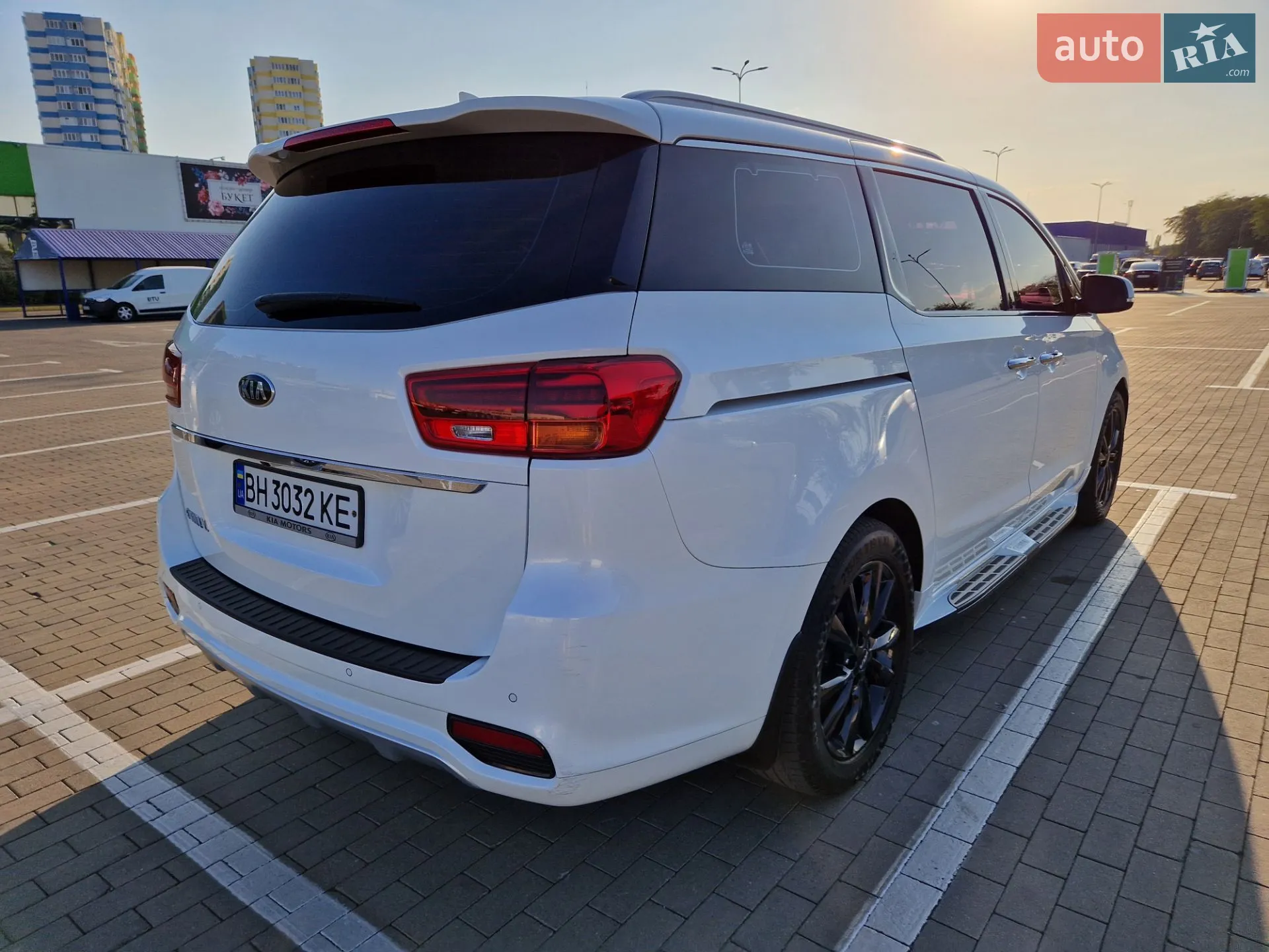 2018 Kia Carnival - мініатюра 13