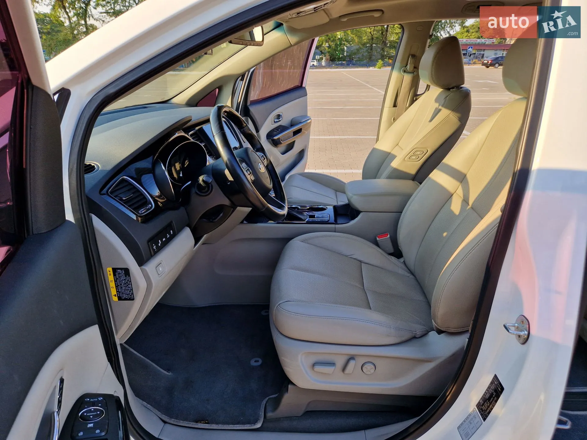 2018 Kia Carnival - мініатюра 22