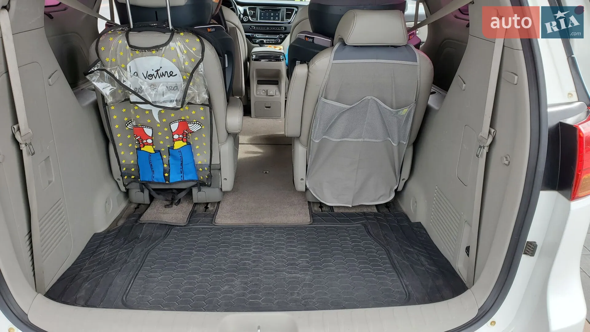2015 Kia Carnival - мініатюра 26