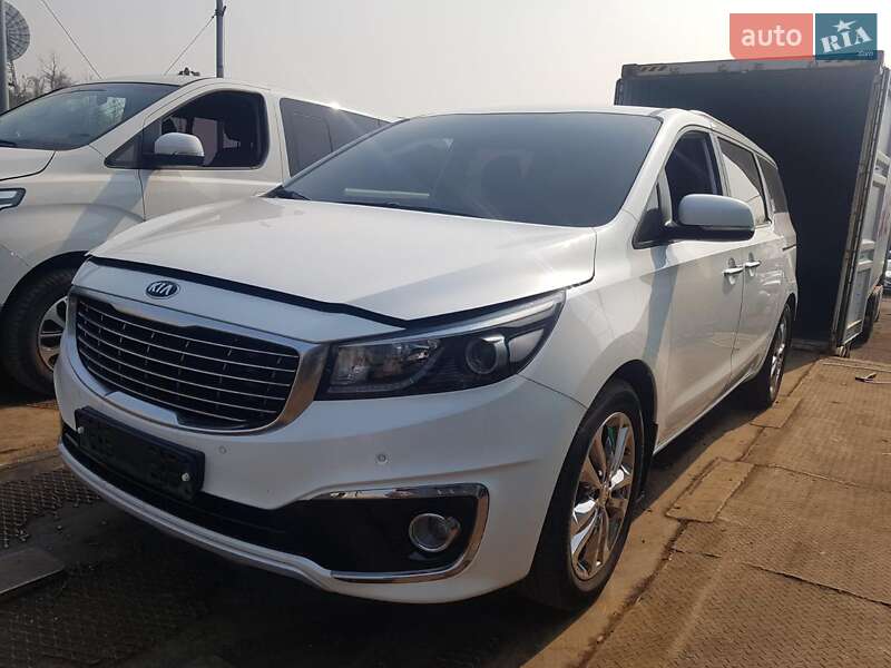 Мінівен Kia Carnival 2015 в Одесі фото 44 Мінівен Kia Carnival 2015 в Одесі