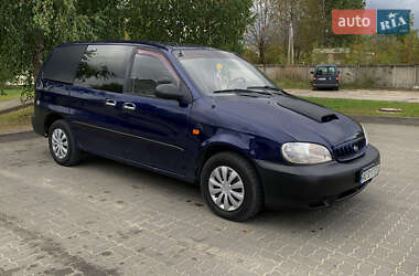 Минивэн Kia Carnival 2000 в Вараше