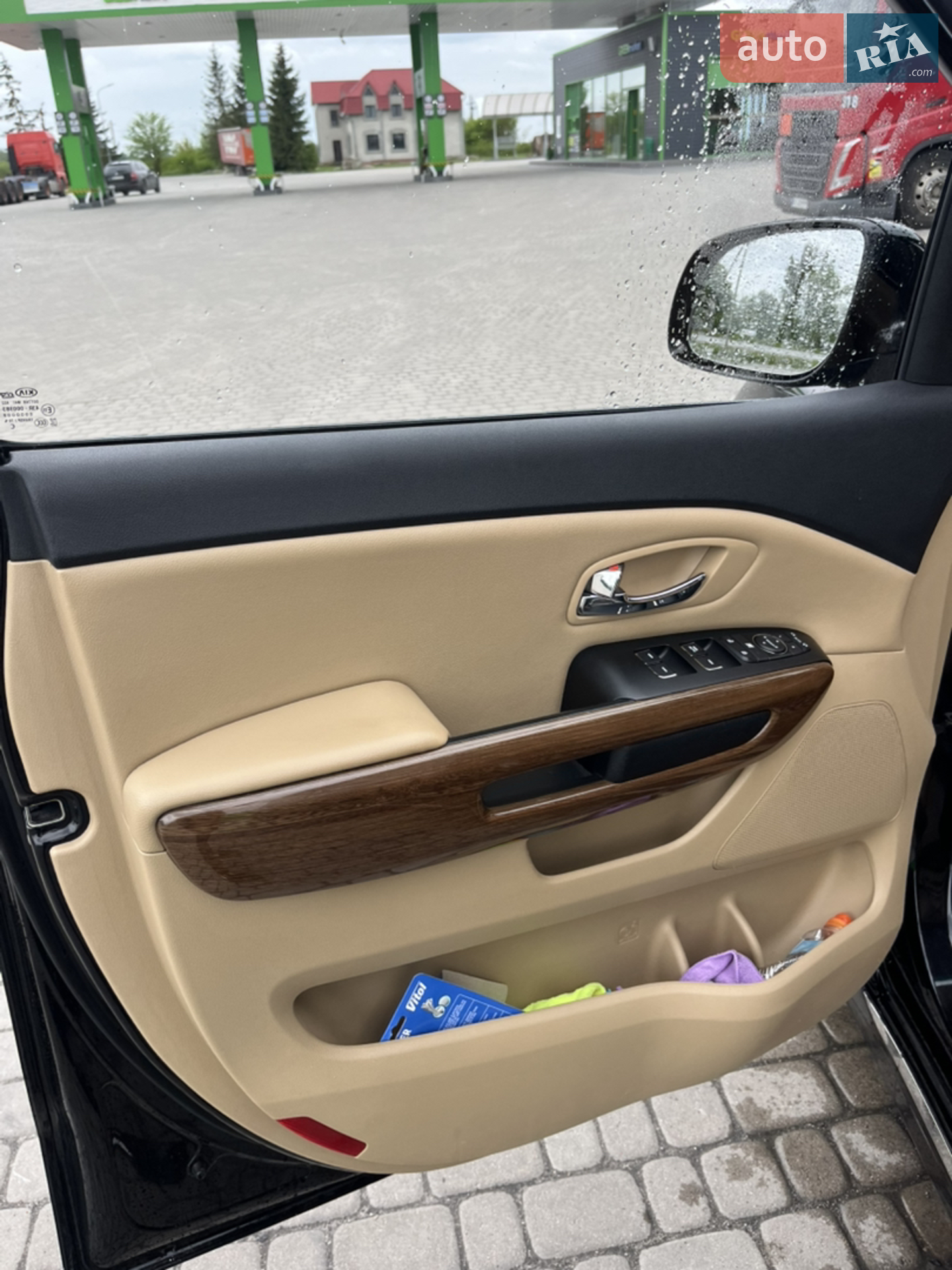 2016 Kia Carnival - мініатюра 7