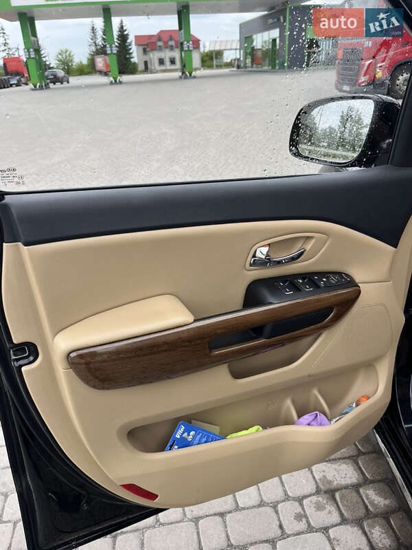 Минивэн Kia Carnival 2016 в Козове фото 8 Минивэн Kia Carnival 2016 в Козове