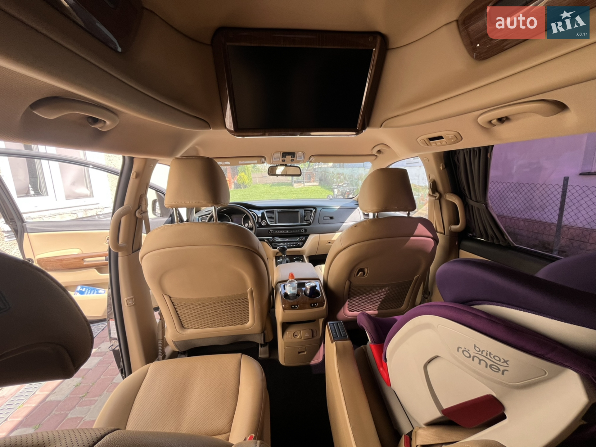 2016 Kia Carnival - мініатюра 13