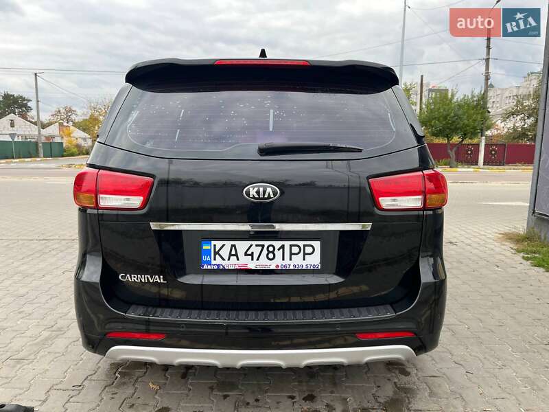 Мінівен Kia Carnival 2014 в Києві