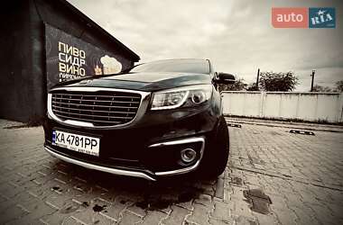 Мінівен Kia Carnival 2014 в Києві