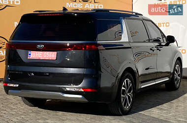 Минивэн Kia Carnival 2021 в 