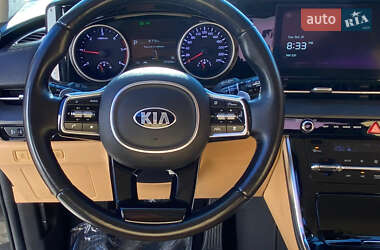 Минивэн Kia Carnival 2021 в 