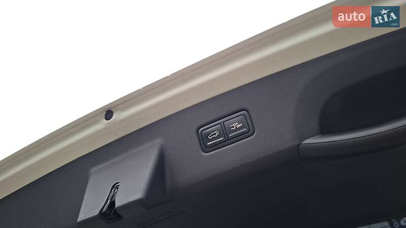 Минивэн Kia Carnival 2021 в Киеве фото 26 Минивэн Kia Carnival 2021 в Киеве