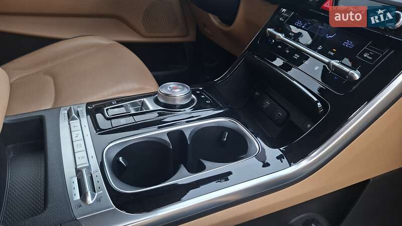 Минивэн Kia Carnival 2021 в Киеве фото 161 Минивэн Kia Carnival 2021 в Киеве