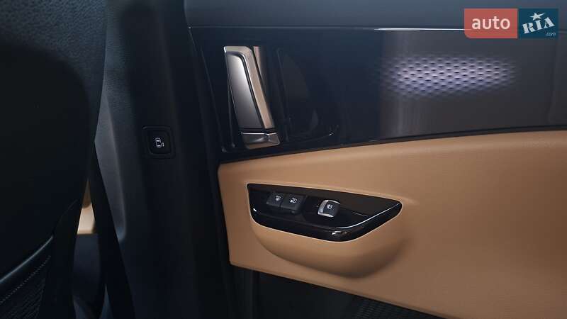 Минивэн Kia Carnival 2021 в Киеве фото 185 Минивэн Kia Carnival 2021 в Киеве