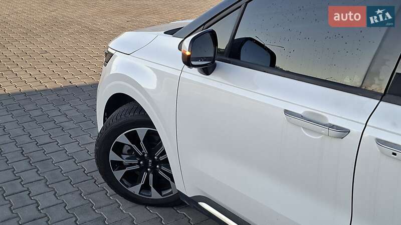 Минивэн Kia Carnival 2021 в Киеве фото 212 Минивэн Kia Carnival 2021 в Киеве