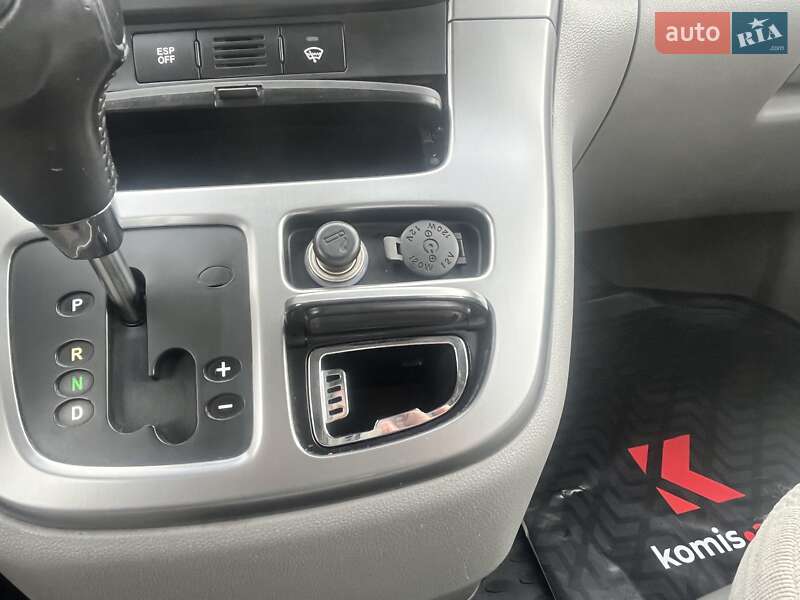Мінівен Kia Carnival 2006 в Вінниці фото 27 Мінівен Kia Carnival 2006 в Вінниці