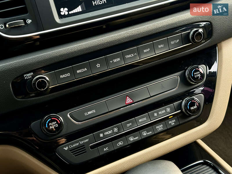 Минивэн Kia Carnival 2017 в Виннице фото 28 Минивэн Kia Carnival 2017 в Виннице