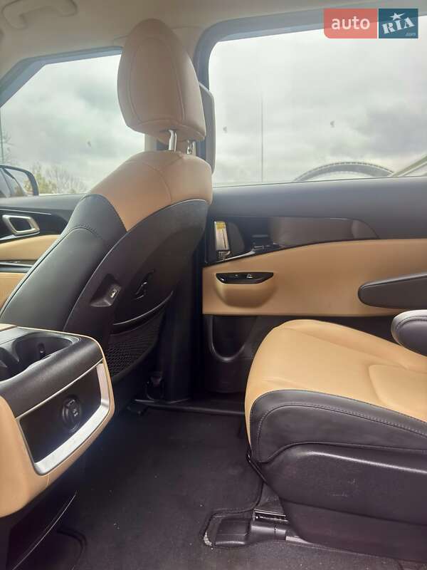 Минивэн Kia Carnival 2021 в Житомире фото 17 Минивэн Kia Carnival 2021 в Житомире